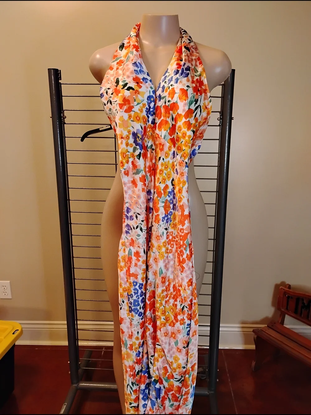 Lulu's White Floral Halter Maxi Dress with Orange‎ & Yellow Blooms Size Small